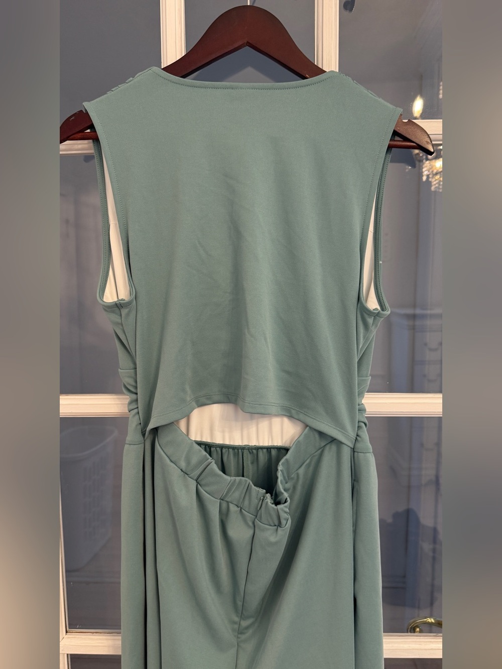 HALARA Women's Seafoam Green V-Neck Sleeveless Ruched Pocket Wide Leg Jumpsuit - Picture 7 of 7